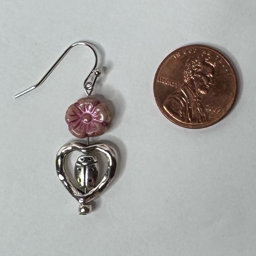 Hand Crafted Ladybug in Heart & Czech Glass Flower Dangle Earrings 1 1/2” NWT - Picture 8 of 12